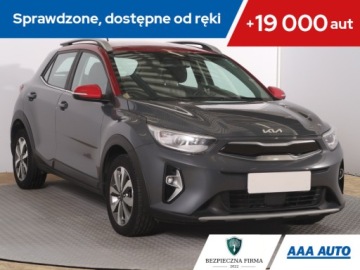 Kia Stonic I Crossover Facelifting 1.0 T-GDI 100KM 2022 Kia Stonic 1.0 T-GDI, Serwis ASO, VAT 23%, Klima