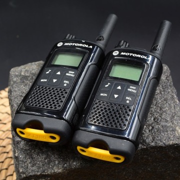 Рации Motorola XT180 2 шт.