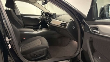 BMW Seria 5 G30-G31 Touring Facelifting 2.0 520d 190KM 2021 BMW Seria 5 Wyjatkowy Bmw 520 d MHEV - Pakiet Business Face Lifting 2021, zdjęcie 16