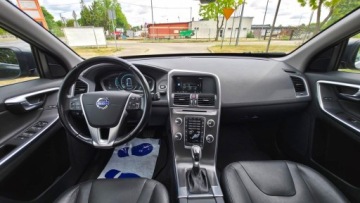 Volvo XC60 I SUV Facelifting 2.0 D4 DRIVE-E 181KM 2015 Volvo XC60 D4 Summum 2.0 D4| Panorama | Kamera | LED | Zarejestrowany w PL, zdjęcie 30
