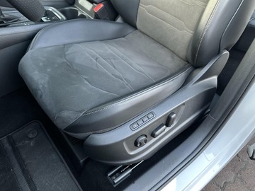 Cupra Ateca Crossover Facelifting 1.5 TSI 150KM 2024 Cupra Ateca 1.5 TSI 150KM Audio System Beats Wirtu, zdjęcie 14