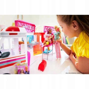 Мобильная машина скорой помощи клиники Mattel Barbie 2 в 1 HKT79