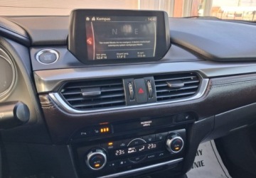 Mazda 6 III Kombi Facelifting 2016 2.2 SKYACTIV-D I-ELOOP 175KM 2017 Mazda 6 bezwypadekserwis asofull wersjaz Belgi 2.2 Diesel 175KM, zdjęcie 20
