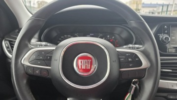 Fiat Tipo II Station Wagon 1.6 MultiJet 120KM 2018 Fiat Tipo ledy multijet 120 koni, zdjęcie 9