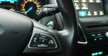 Ford Focus III Kombi Facelifting 1.5 EcoBoost 150KM 2018 Ford Focus 1,5Benzyna 150KMSerwisowany2 x KlIMAtronicALU EURO 6 1.5, zdjęcie 11