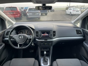 Volkswagen Sharan II Van Facelifting 2.0 TDI SCR 150KM 2015 Volkswagen Sharan DSG Klimatronik Parktronik 7os., zdjęcie 10