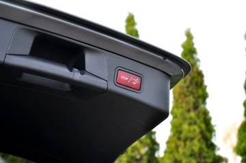 Mercedes Klasa C W205 Kombi Facelifting 1.6 180 156KM 2018 Mercedes C 180 AMG Line Full Led Panorama Dach, zdjęcie 20