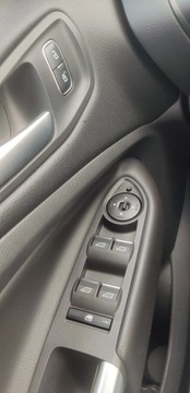 Ford Kuga II SUV Facelifting 1.5 EcoBoost 120KM 2016 Ford Kuga 1.5 benz ,bezwypadek ,tylko aso ford serwis,PO LIFCIE 1.5 Benzyna, zdjęcie 23