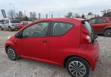 Peugeot 107 Hatchback 5d 1.0 12V 68KM 2006 Peugeot 107 Peugeot 107 Benzyna 68KM, zdjęcie 2