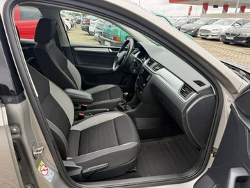 Skoda Rapid II Liftback Facelifting 1.0 TSI 110KM 2017 Škoda RAPID Skoda RAPID 1,0 benzyna 110KM salon, zdjęcie 7