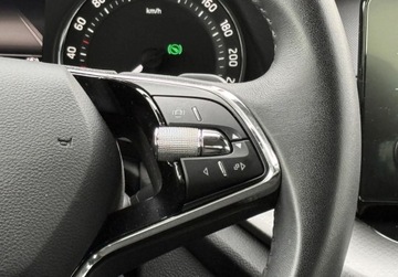 Skoda Octavia IV Liftback 1.5 TSI e-Tec Mild Hybrid 150KM 2021 Skoda Octavia Reflektory LED Kamera Keyless Lane Assist Salon PL FVAT, zdjęcie 19