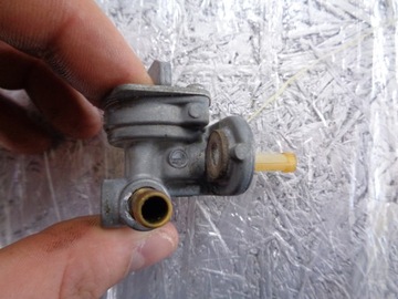 YAMAHA XVS 650 DRAG STAR топливный кран