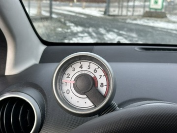 Citroen C1 I Hatchback 3d Facelifting 1.0 i 68KM 2010 Citroen C1 I 2010 1.0 12V 68KM automat, klima, zdjęcie 14