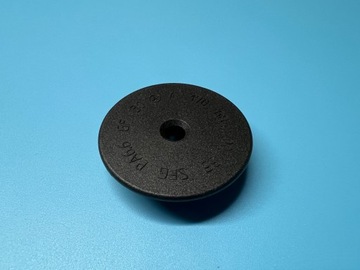 NOWA ORYGINALNA SPINKA WYKŁADZINY PODŁOGOWEJ MERCEDES-BENZ OE A1706840035