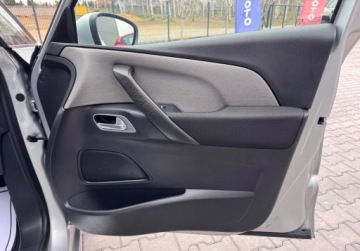 Citroen C4 Picasso II Picasso 1.6 e-HDi 114KM 2014 Citroen C4 Picasso bezwypadekserwis aso1wlascicielvirtual2015 1.6, zdjęcie 17