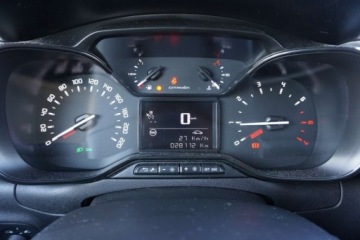 Citroen C3 III Hatchback Facelifting 1.2 PureTech 83KM 2021 Citroen C3 1rej. 2024 Tempomat Klimatyzacja auto. LED el. szyby FV23, zdjęcie 13