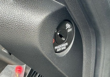 Opel Astra J Sports Tourer Facelifting 1.4 Turbo ECOTEC 140KM 2013 Opel Astra 1,4 TURBO 140KM Climatronic Xenon LED Navi Bezwypadkowy Serwis, zdjęcie 35