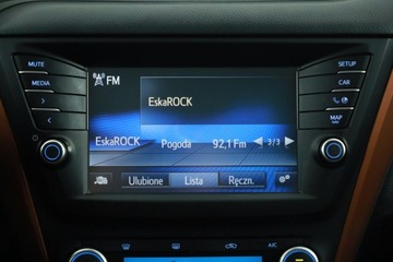 Toyota Avensis III Wagon Facelifting 2015 2.0 D-4D 143KM 2016 Toyota Avensis 2.0 D-4D, Salon Polska, Skóra, zdjęcie 12