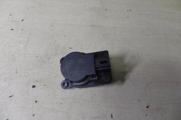 MOTOREK KRYT KOLEKTORU FORD FOCUS III AV6N19E616AA 2013