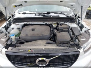 Volvo XC40 2021 Volvo XC 40 T5 R-Design 2021 2.0 Benzyna 248KM, zdjęcie 8