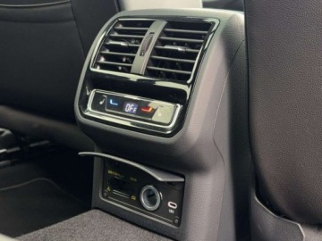 Volkswagen Arteon Fastback Facelifting 2.0 TDI 200KM 2023 Volkswagen Arteon Shooting Brake R-Line, Webasto, Kamera, Ambiente, Panora, zdjęcie 13