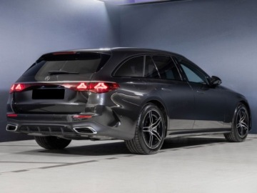 Mercedes Klasa E W214 All-Terrain 2.0 220d 197KM 2025 E Klasa 220 d 4-Matic AMG Estate 2.0 (197KM) 2025, zdjęcie 3