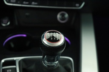 Audi A4 B9 Limousine 2.0 TDI 190KM 2018 Audi A4 2.0 TDI, 187 KM, Navi, Xenon, Bi-Xenon, zdjęcie 11