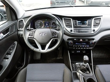 Hyundai Tucson III SUV 1.6 T-GDI 177KM 2018 Hyundai Tucson 4X4 177KM GWARANCJA Iwł Kraj, zdjęcie 13
