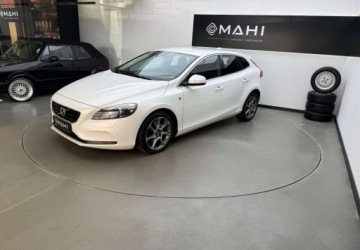 Volvo V40 II Cross Country D3 150KM 2014 Volvo V40 Ocean Race Klima Nawi Alu Zamiana Gwarancja Raty 2.0 Diesel 150KM, zdjęcie 4