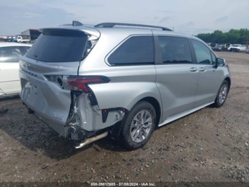 Toyota Sienna III 2023 Toyota Sienna Le, 2023r., 2.5L 2.5 Benzyna 245KM, zdjęcie 2