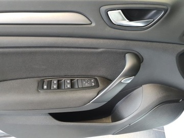 Renault Megane IV Grandtour Facelifting 1.3 TCe 140KM 2022 Megane 1.3 TCe FAP Equilibre, zdjęcie 9