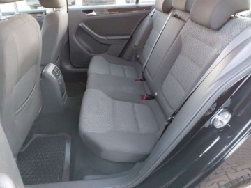 Volkswagen Jetta VI Sedan Facelifting 2.0 TDI 110KM 2016 Volkswagen Jetta Comfortline 2,0 TDI 110km Salon PL Serwis ASO FV-Mar, zdjęcie 11