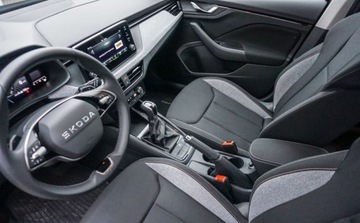 Skoda Kamiq Crossover Facelifting 1.0 TSI 115KM 2025 Skoda Kamiq 1,0 TSI 115 KM Benzyna 116KM, zdjęcie 11