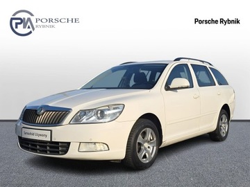 Skoda Octavia II Kombi 1.6 TDI CR DPF 105KM 2010 Skoda Octavia 1.6 TDI 4x4 105KM Ambition manual 6B