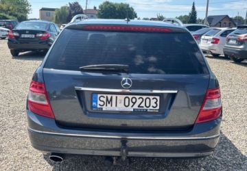 Mercedes Klasa C W204 2007 Mercedes-Benz Klasa C C220 CDI 2.1 Diesel 170KM, zdjęcie 4