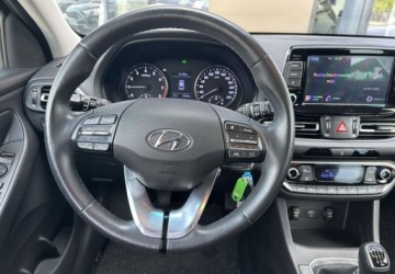 Hyundai i30 III Hatchback Facelifting 1.0 T-GDI 120KM 2023 Hyundai i30 Pakiet LED Niski przebieg Serwisowany w ASO Gwarancja FV23, zdjęcie 8