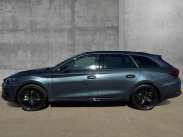 Cupra Leon II 2025 CUPRA Leon 2.0 TSI 4Drive DSG Combi 204KM 2025, zdjęcie 2