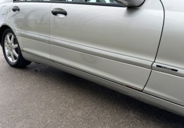 Mercedes Klasa C W203 Sedan W203 2.1 (C 200 CDI) 116KM 2003 Mercedes-Benz Klasa C Dwa komplety kol 2.1 Diesel 116KM, zdjęcie 15