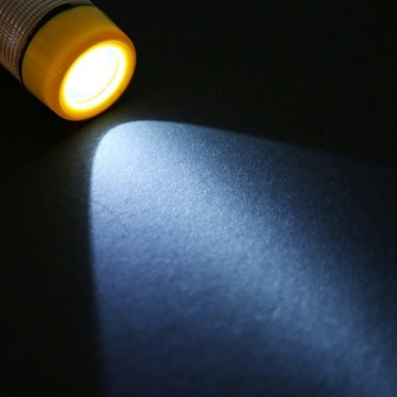 Спасательный молоток 4-в-1 для разбивания окон, нож для ремней безопасности DS.