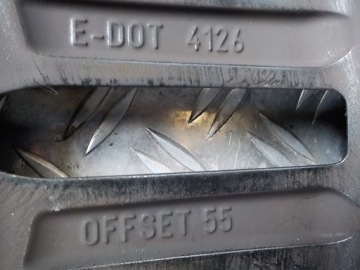 KIA ProCeed 18- WHEELS 3 SEATS 225/40 18''