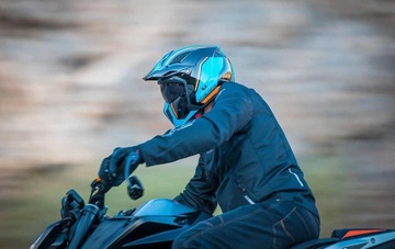 Мотоциклетный шлем MT Streetfighter SV S черный матовый XS