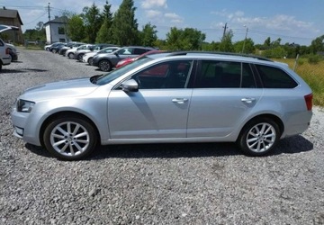 Skoda Octavia III 2017 Skoda Octavia Skoda Octavia 1.6 TDI Edition 1.6 Diesel 110KM, zdjęcie 7