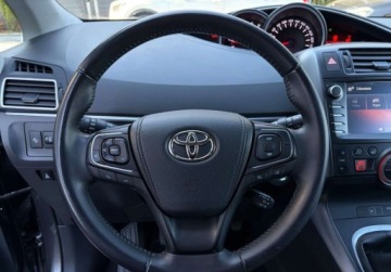 Toyota Verso Minivan Facelifting 1.6 D-4D 112KM 2017 Toyota Verso 7 OSOBOWA Gwarancja ZAREJESTROWANA Kamera navi 1.6, zdjęcie 21