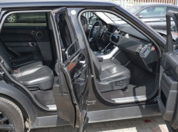 Land Rover Range Rover Sport II SUV Facelifting 3.0 L SDV6 306KM 2019 Range Rover Sport 3,0d 306 HSE Dociągi Wentyle Pixel ACC Pamięć Blis Winter, zdjęcie 19