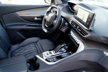 Peugeot 5008 II Crossover Facelifting 1.6 PureTech 180KM 2023 Peugeot 5008 GT kamera Skora adc NawI, zdjęcie 20