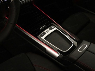 Mercedes GLB SUV 2.0 200d 150KM 2025 MERCEDES-BENZ GLB 200 d AMG Line Suv 2.0 (150KM) 2025, zdjęcie 9