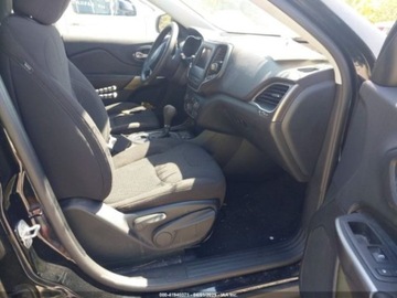 Jeep Cherokee V 2019 Jeep Cherokee 2019 JEEP CHEROKEE LATITUDE FWD 3.2 Benzyna 271KM, zdjęcie 11