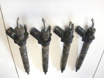 BMW 3 E90 2.0D VSTŘIKOVAČE 0445116001 7797877