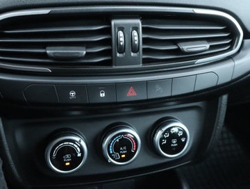 Fiat Tipo II Hatchback Facelifting 1.4 Fire 95KM 2021 Fiat Tipo 1.4 16V, Salon Polska, 1. Właściciel, zdjęcie 12