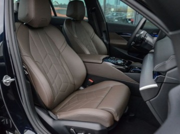 BMW Seria 5 G90-91 Sedan 2.0 20d 197KM 2025 BMW Seria 5 BMW 520d xDrive Limuzyna 2.0 Hybryda 197KM, zdjęcie 3